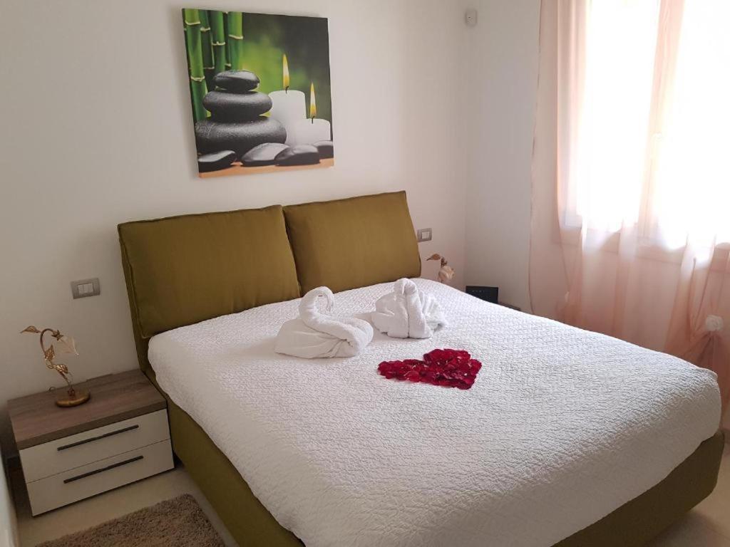 De Luxe Apartments Eden Sirmione Exterior photo