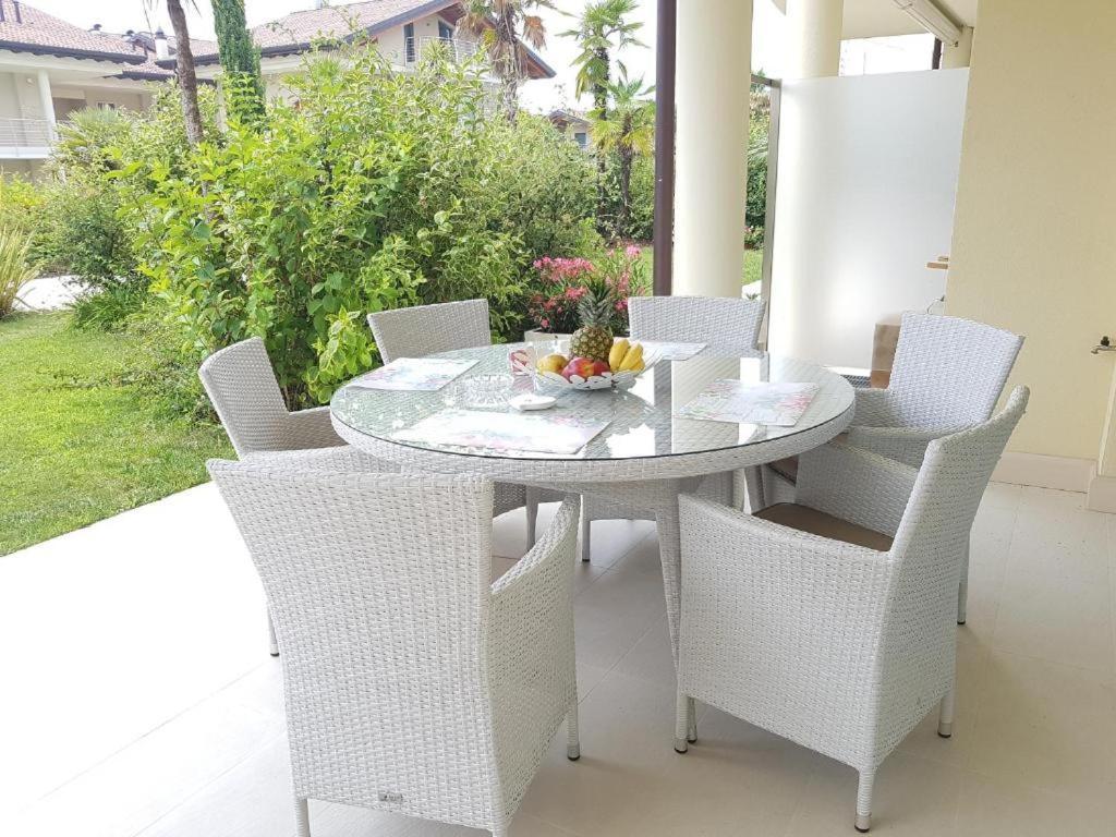 De Luxe Apartments Eden Sirmione Exterior photo